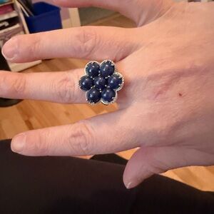 Elegant Blue Flower Ring